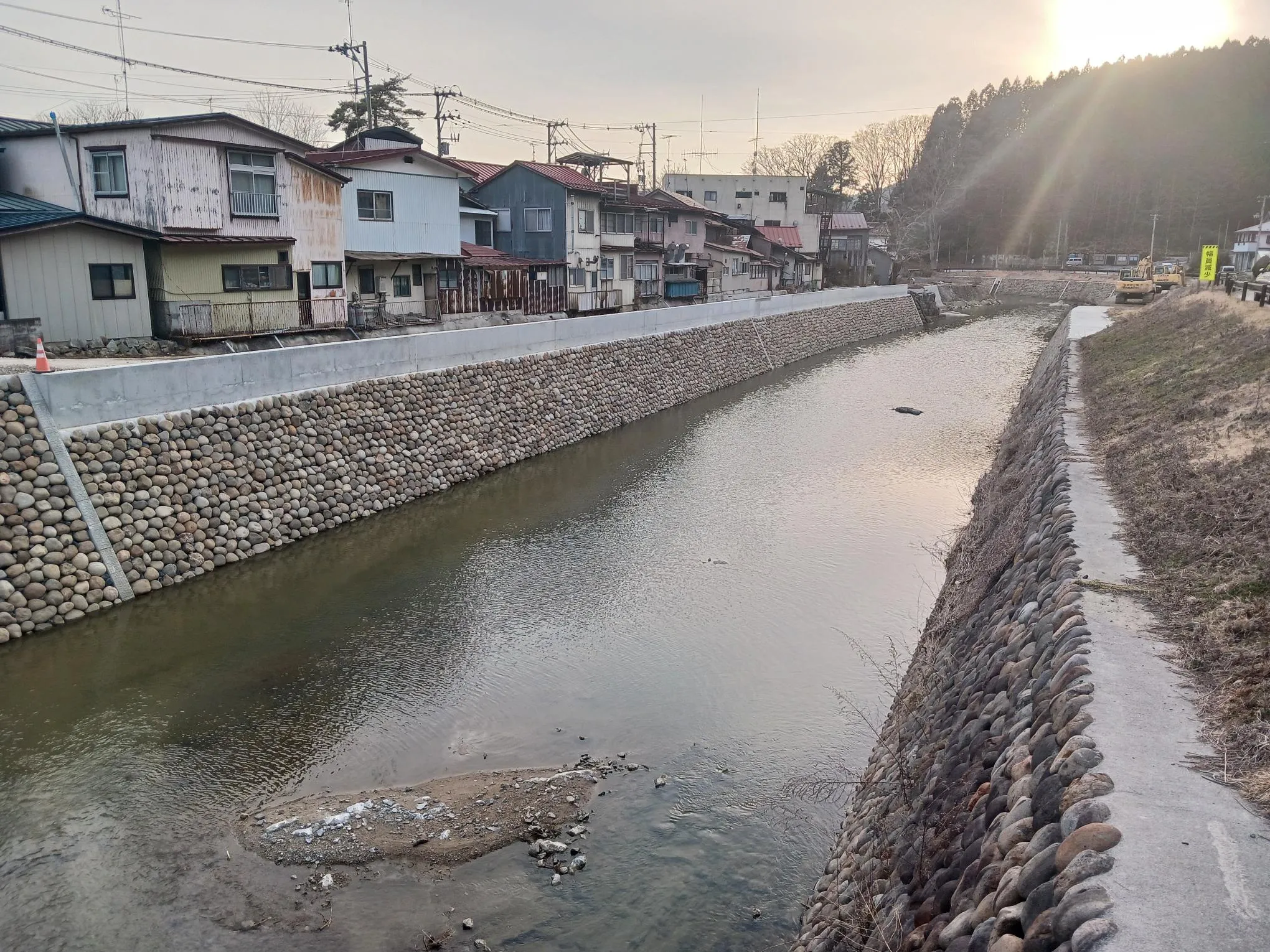 一級河川千厩川筋宮敷地区河川改修（護岸工）その3工事